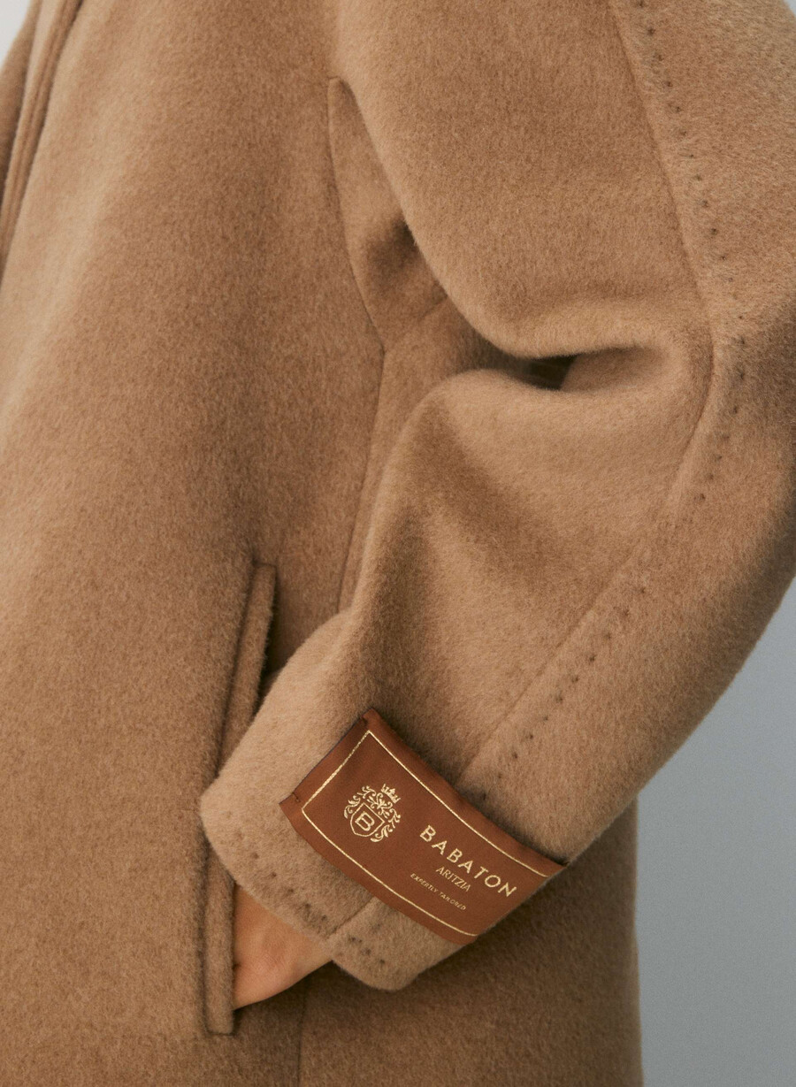 the slouch coat nuovo - lana recamel cocoa sand