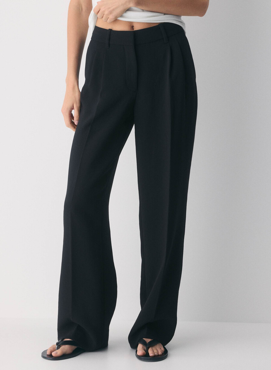 the effortless pant lo-rise - crepette nero