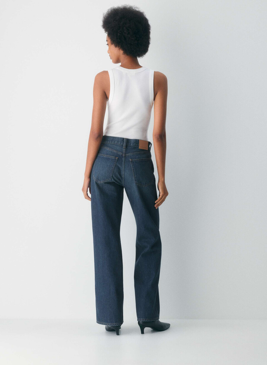 denim forum i jeans larghi farrah hi-rise sono di un blu scuro