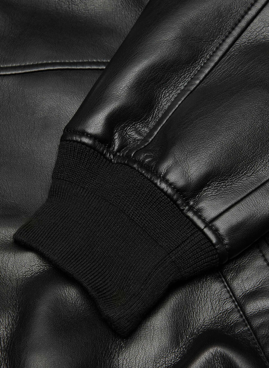 synergy bomber - pelle unreal nero
