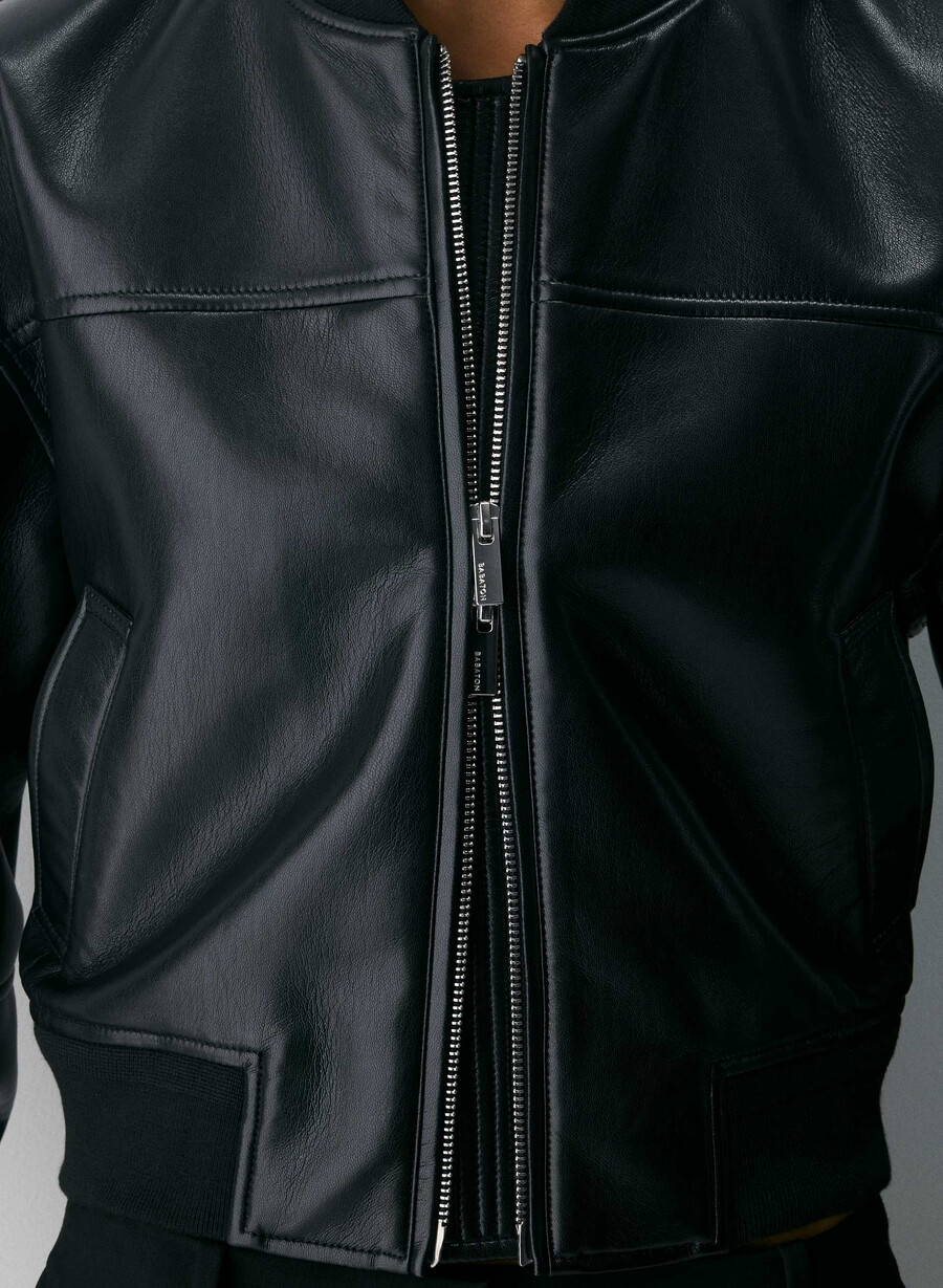 synergy bomber - pelle unreal nero