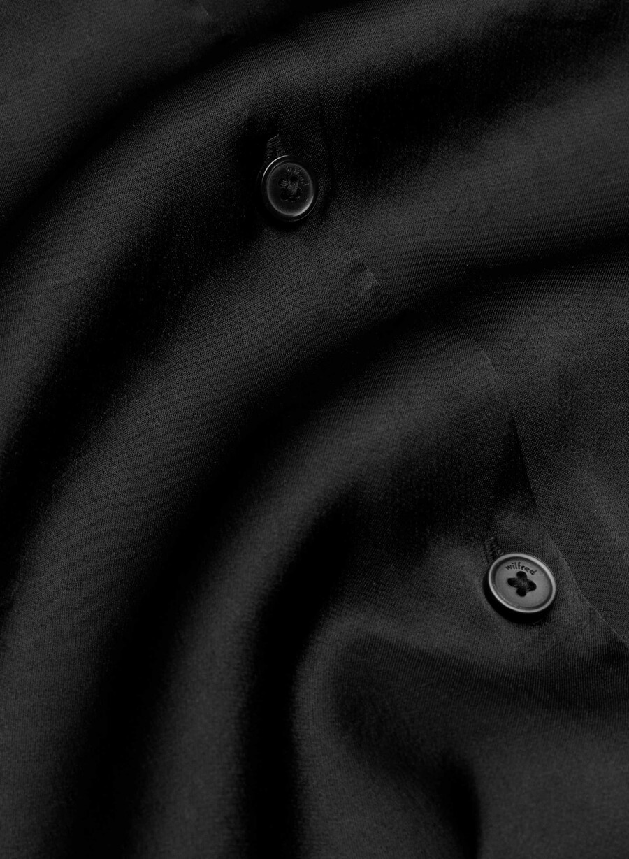 camicia in raso beso nera