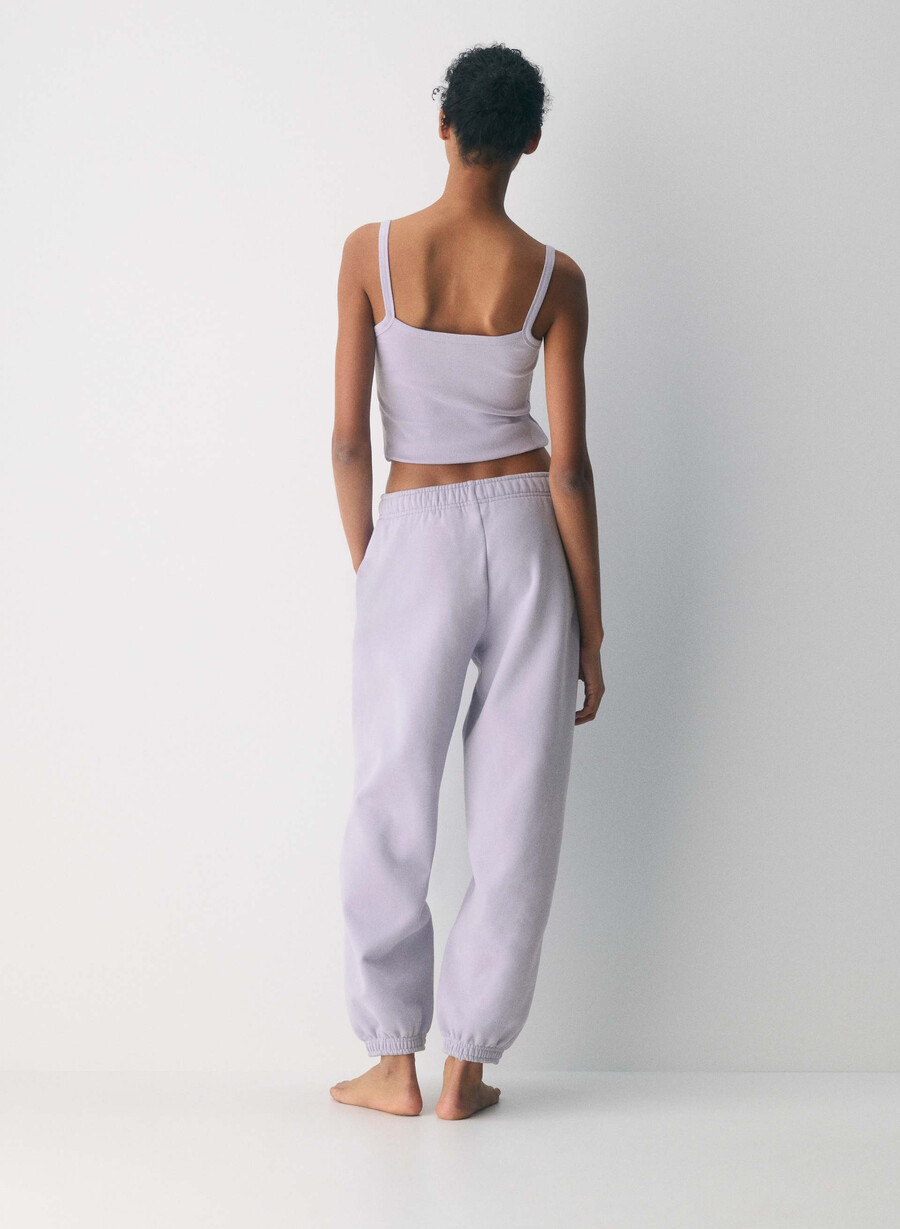felpa comoda mega jogger wildflower lilac