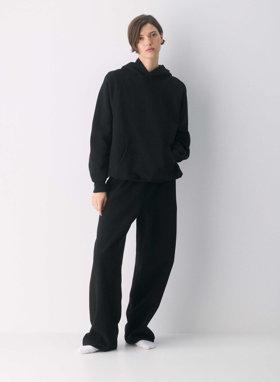 felpa con cappuccio cozy sweatfleece mega raglan nera