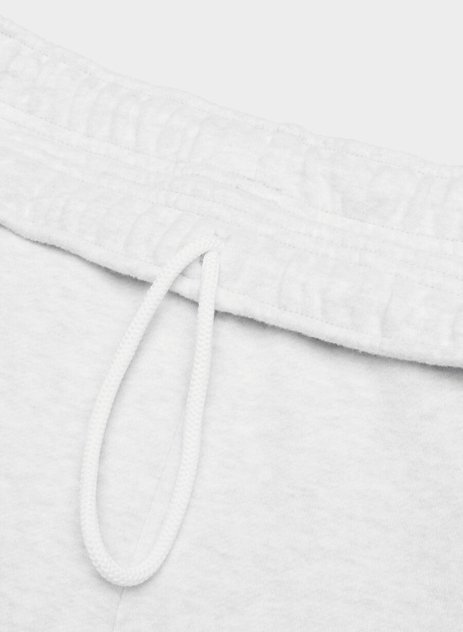 pantaloni da tuta cozy sweatfleece mega straight heather cloud white