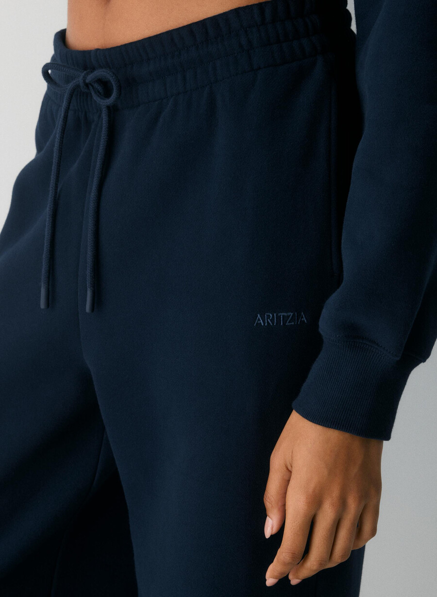pantaloni larghi da tuta boyfriend in pile cozy sweatfleece admiral