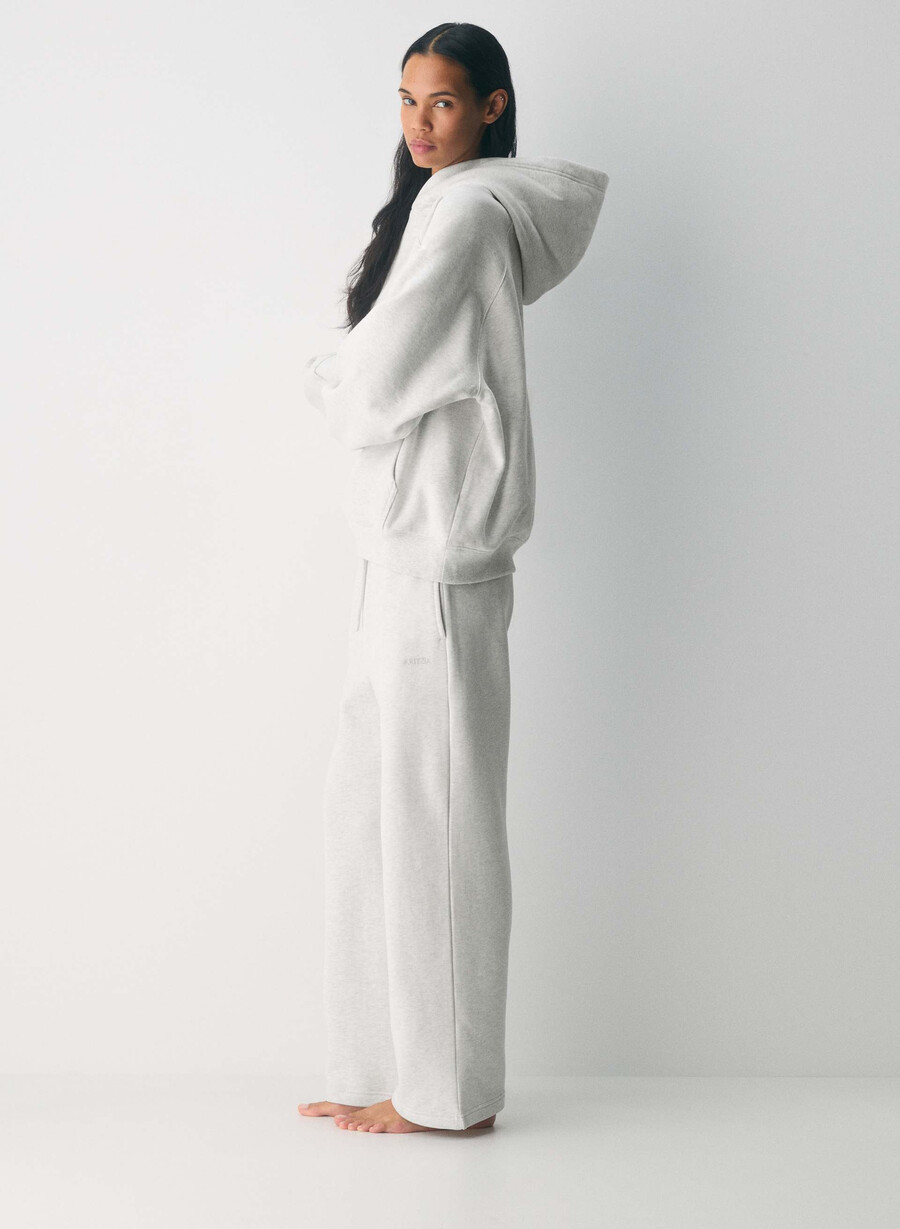 pantaloni larghi da tuta in pile cozy sweatfleece boyfriend heather cloud white