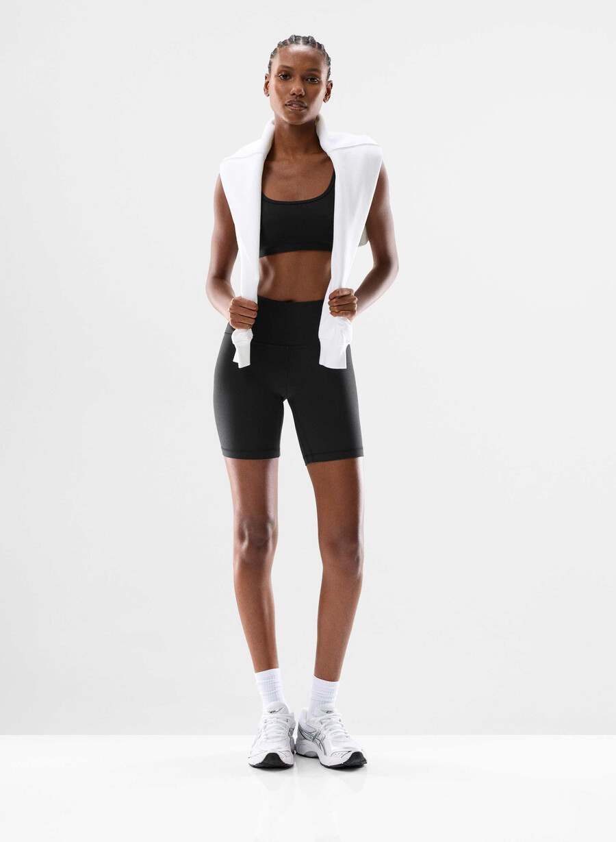 butter cheeky hi-rise 7 short nero