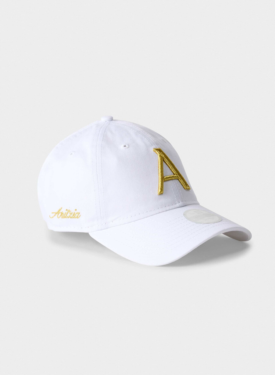 cappello new era x aritzia 9twenty biancooro eroe