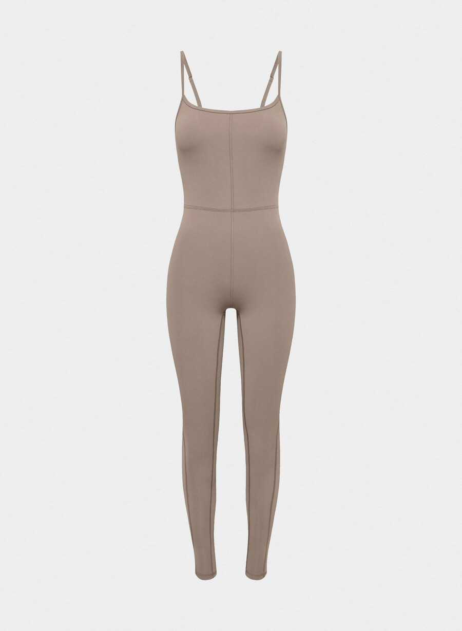 tuta life divinity turner taupe