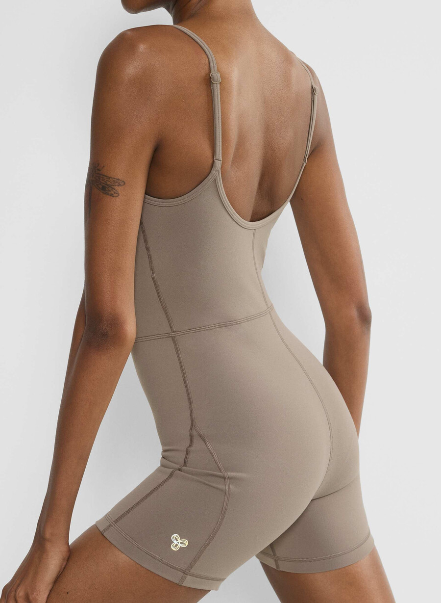 tutina life divinity 5 turner taupe