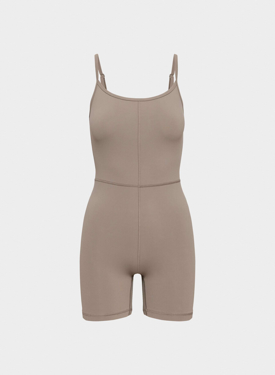 tutina life divinity 5 turner taupe