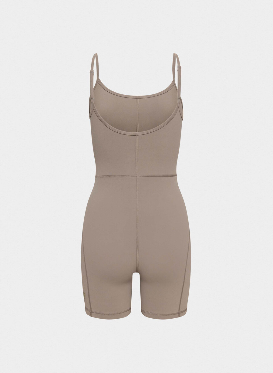 tutina life divinity 5 turner taupe