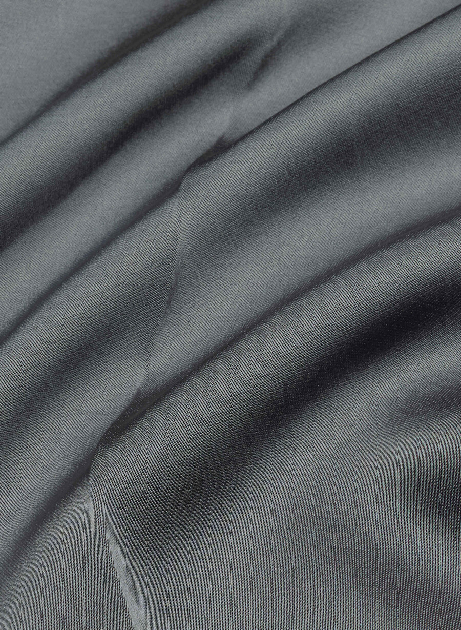 the effortless pant satin coal grey