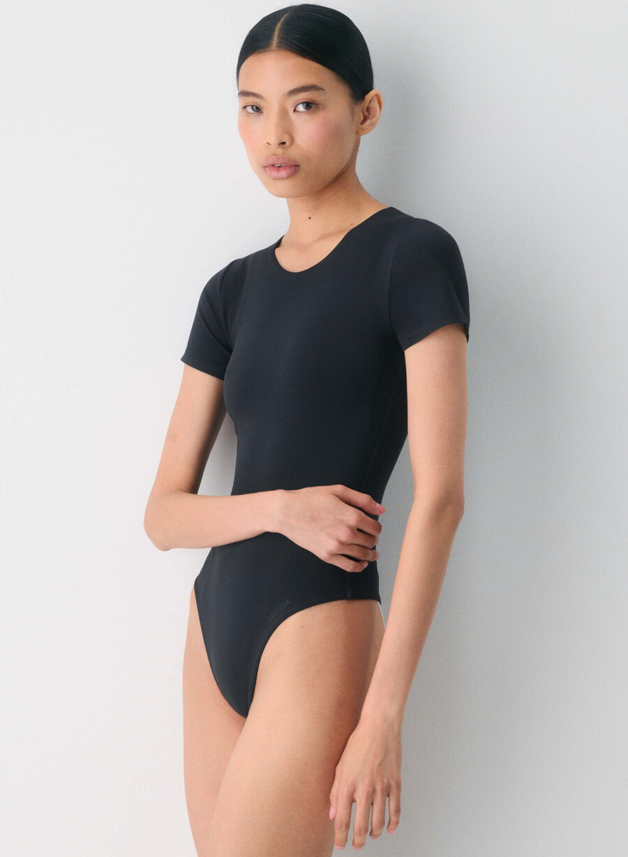 body original contour vivacity crew cordovan