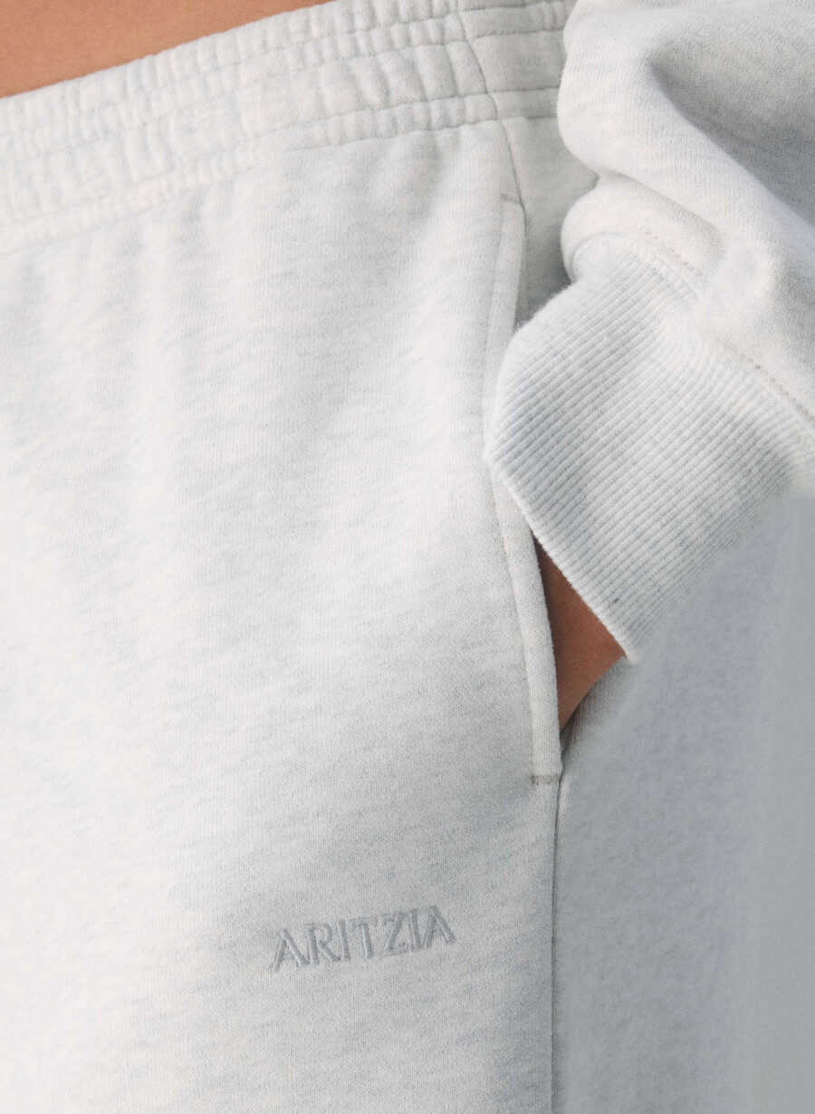 pantaloni della tuta cozy sweatfleece boyfriend barrel heather cloud white