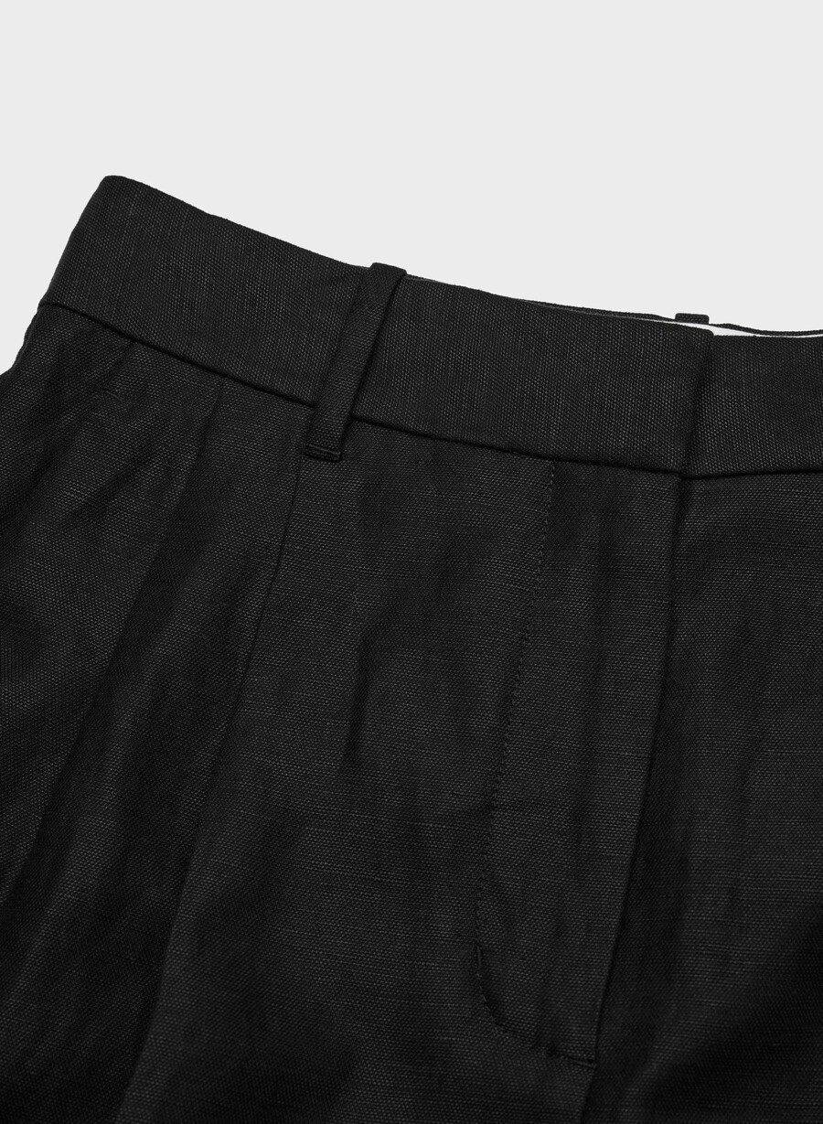 the effortless short mid-thigh - cruiselinen nero