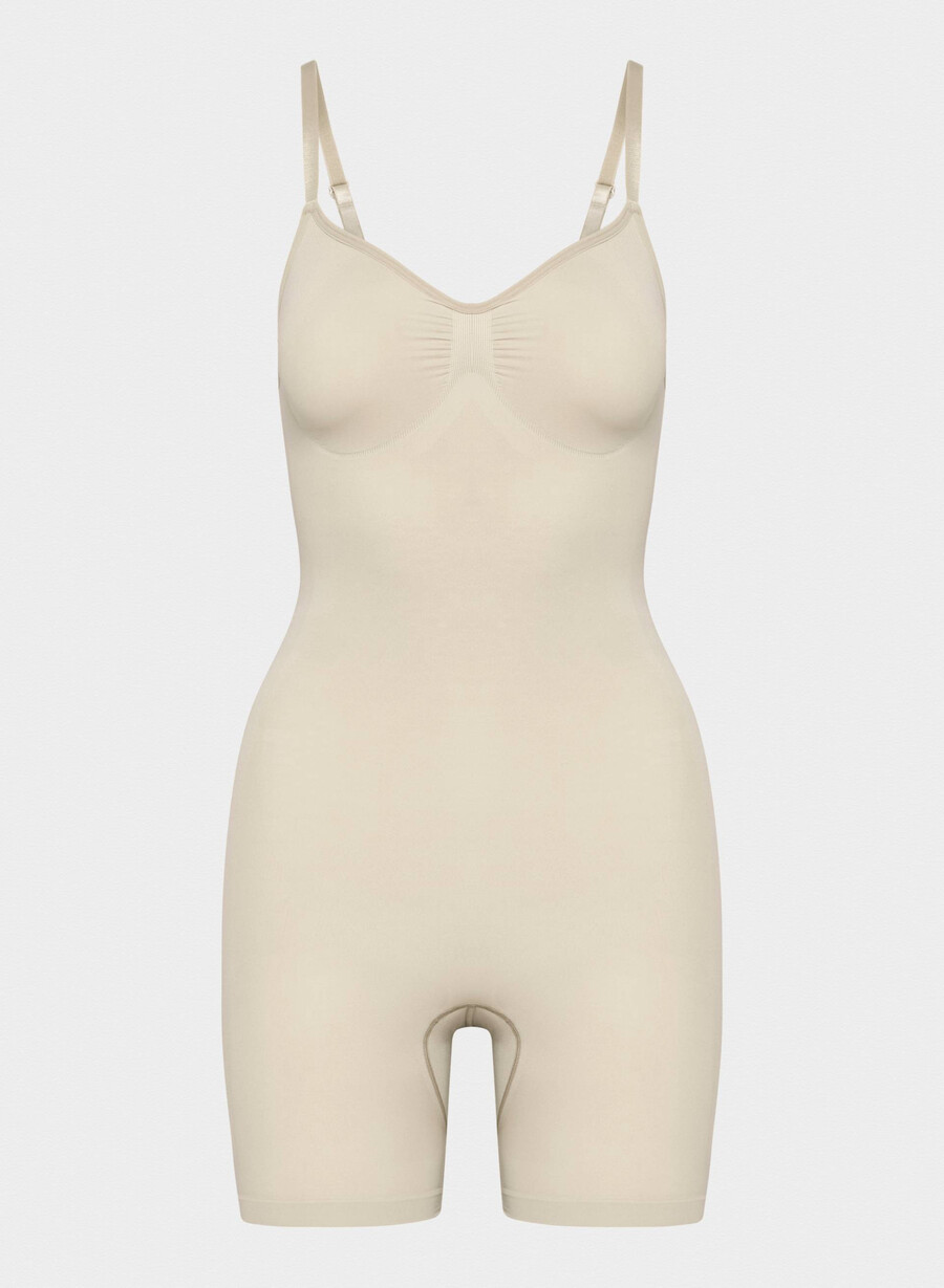 body senza cuciture shapeenhance a metà coscia sabbia