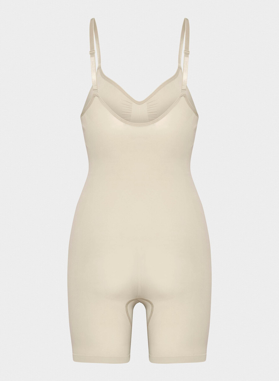 body senza cuciture shapeenhance a metà coscia sabbia