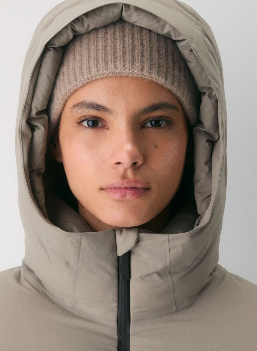 supersnug puff₂o mid - rainstop taupe moderno