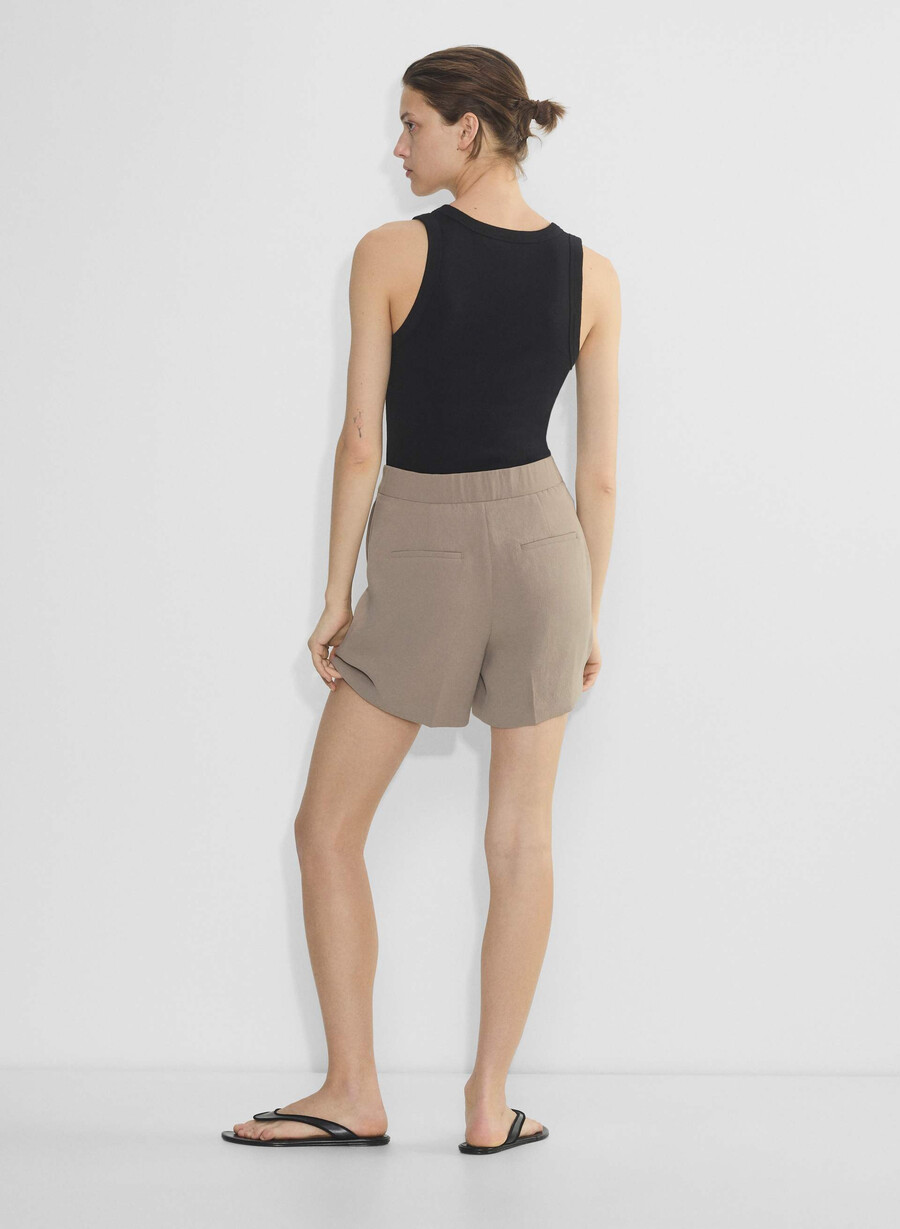 the limitless short mid-thigh - crepette nomad taupe