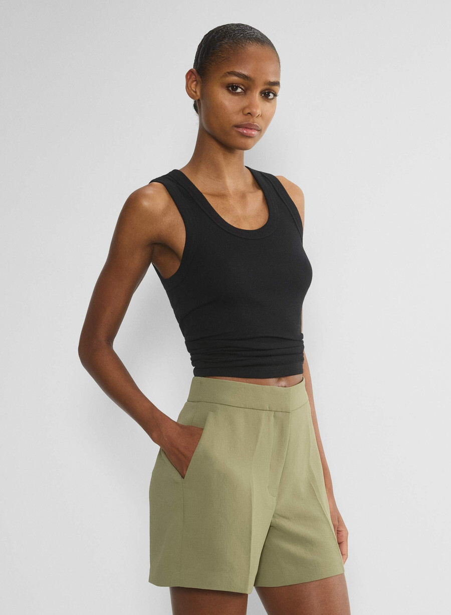 the limitless short mid-thigh - crepette olive secche