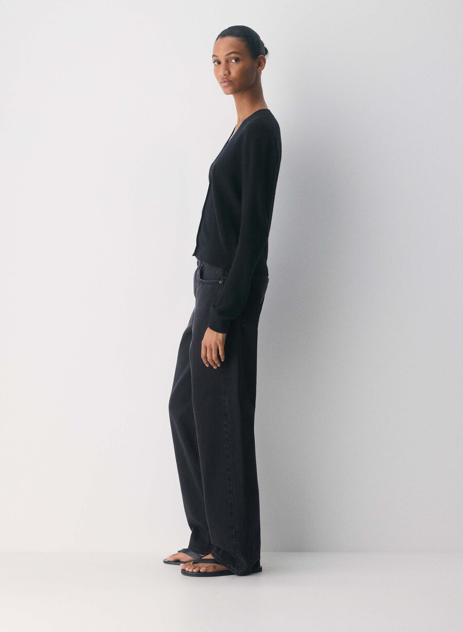 cardigan con scollo a v in cashmere nudo nero