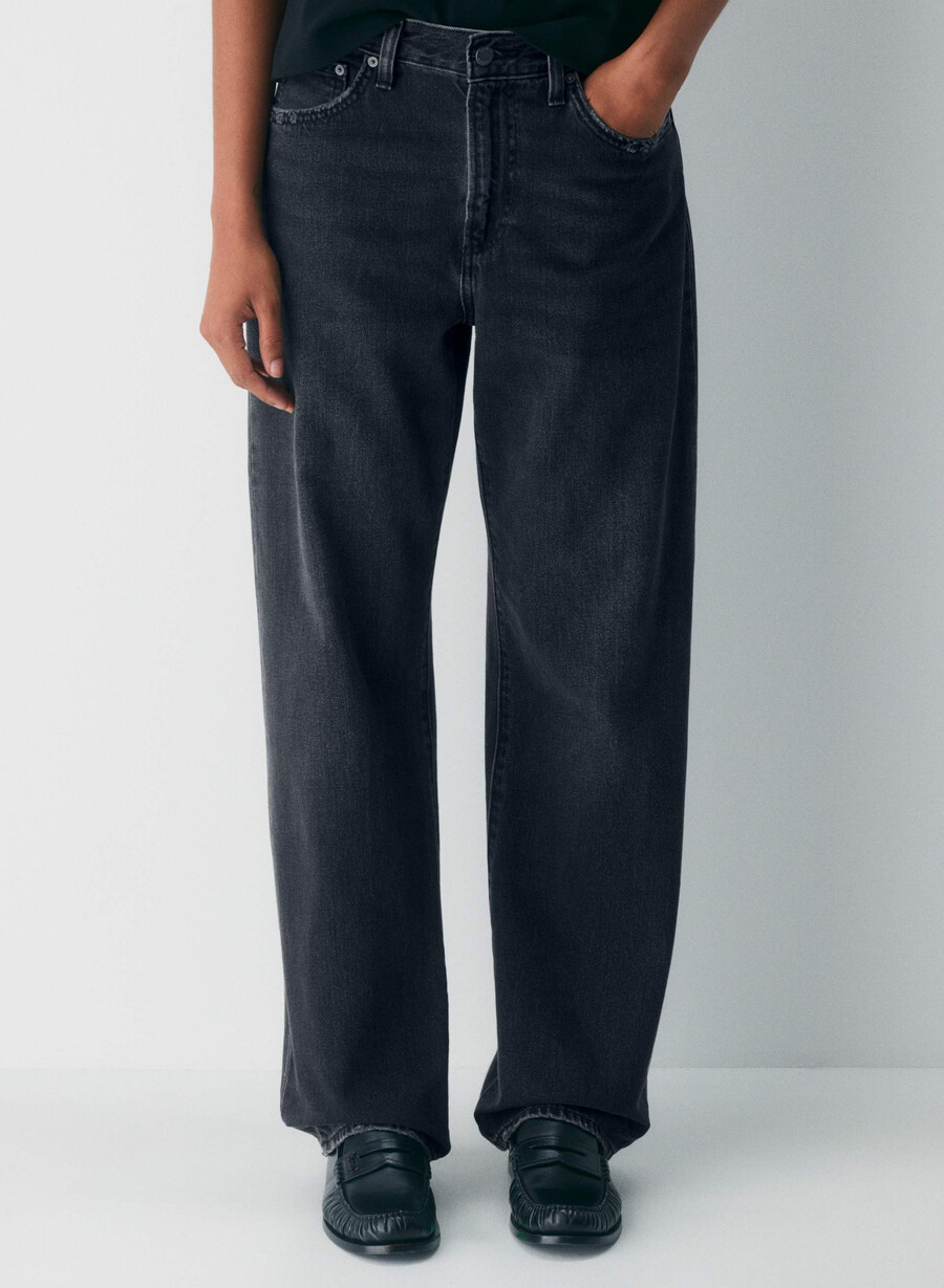 denim forum jeans larghi a vita alta marlo anni 90 eyeliner nero