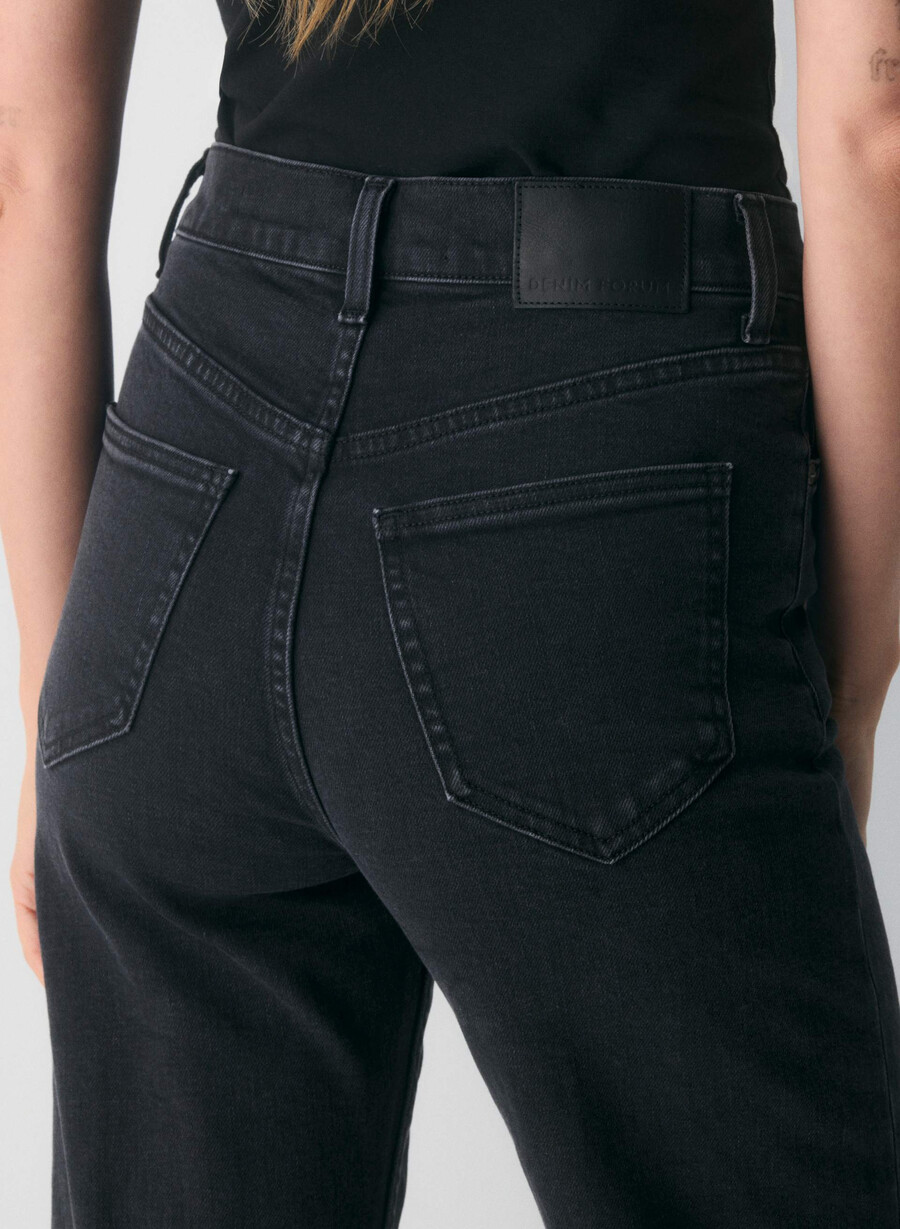 denim forum the arlo hi-rise straight jean eyeliner nero