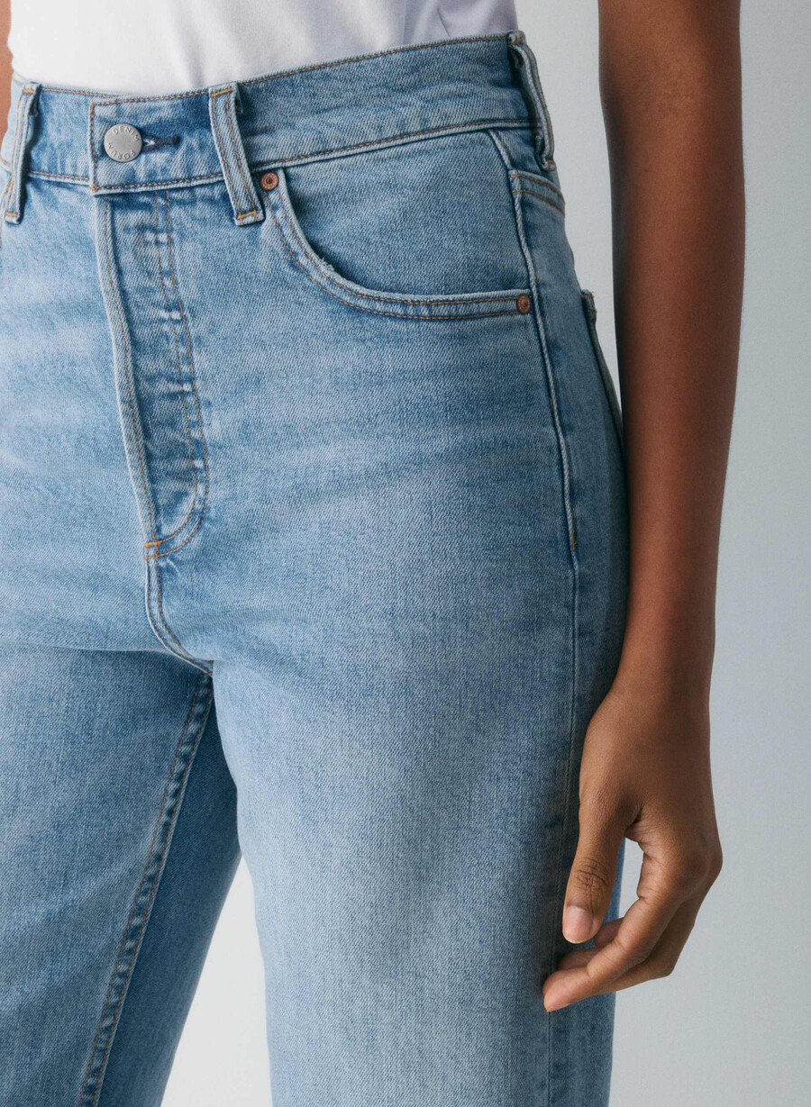 denim forum the arlo hi-rise straight jean 7 yrs bleu taboo