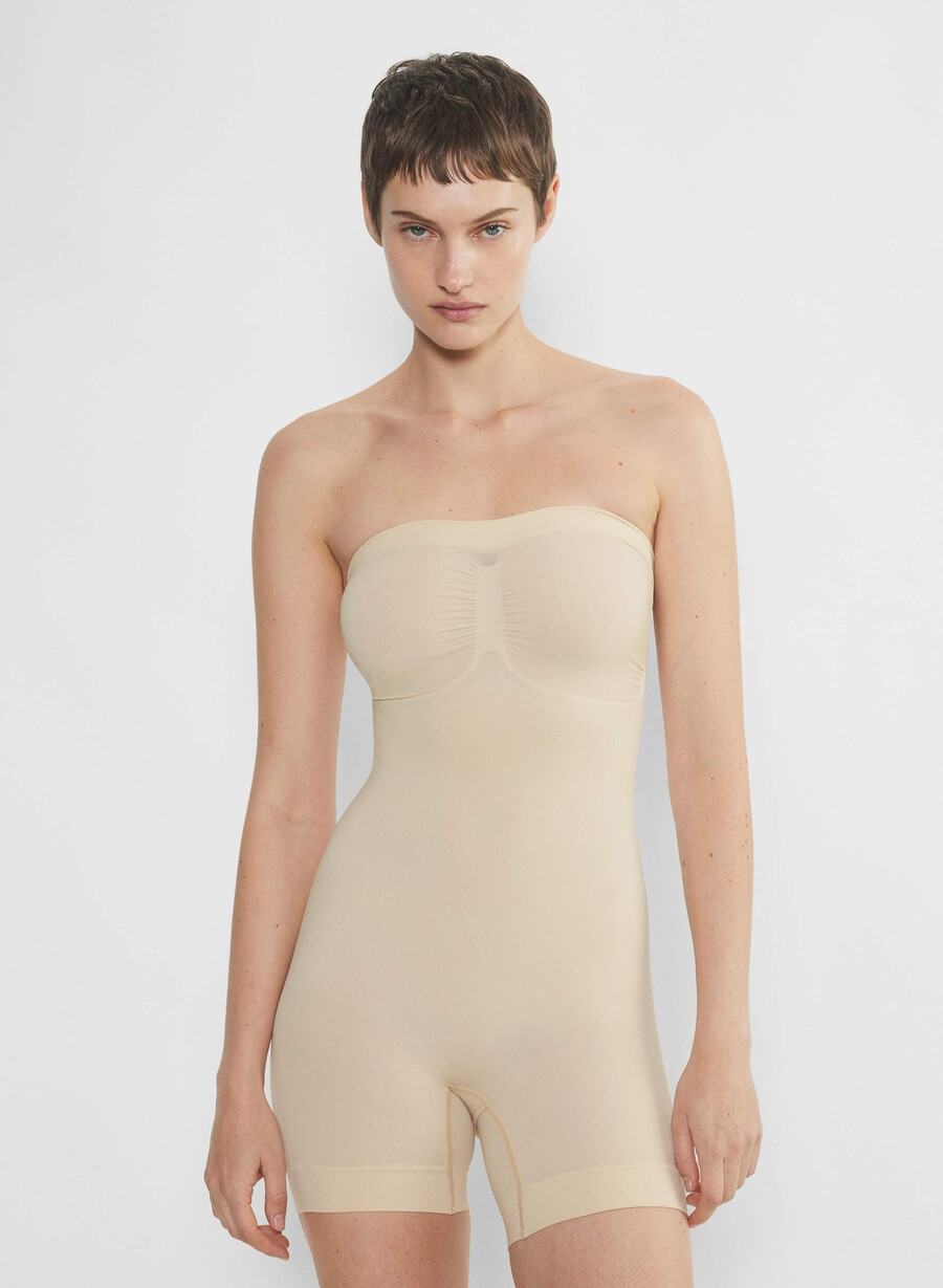 shapeenhance tuta senza spalline sabbia
