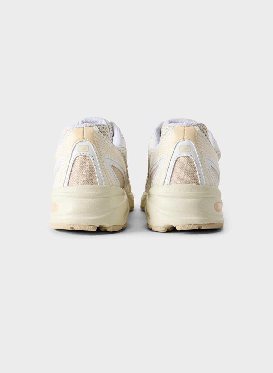 new balance 740 bisqueangora