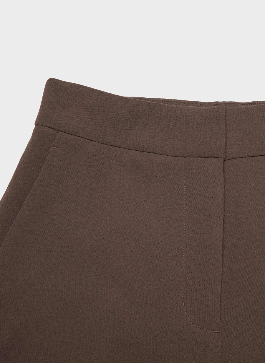 the limitless pant curve-fit - crepette rich mocha brown