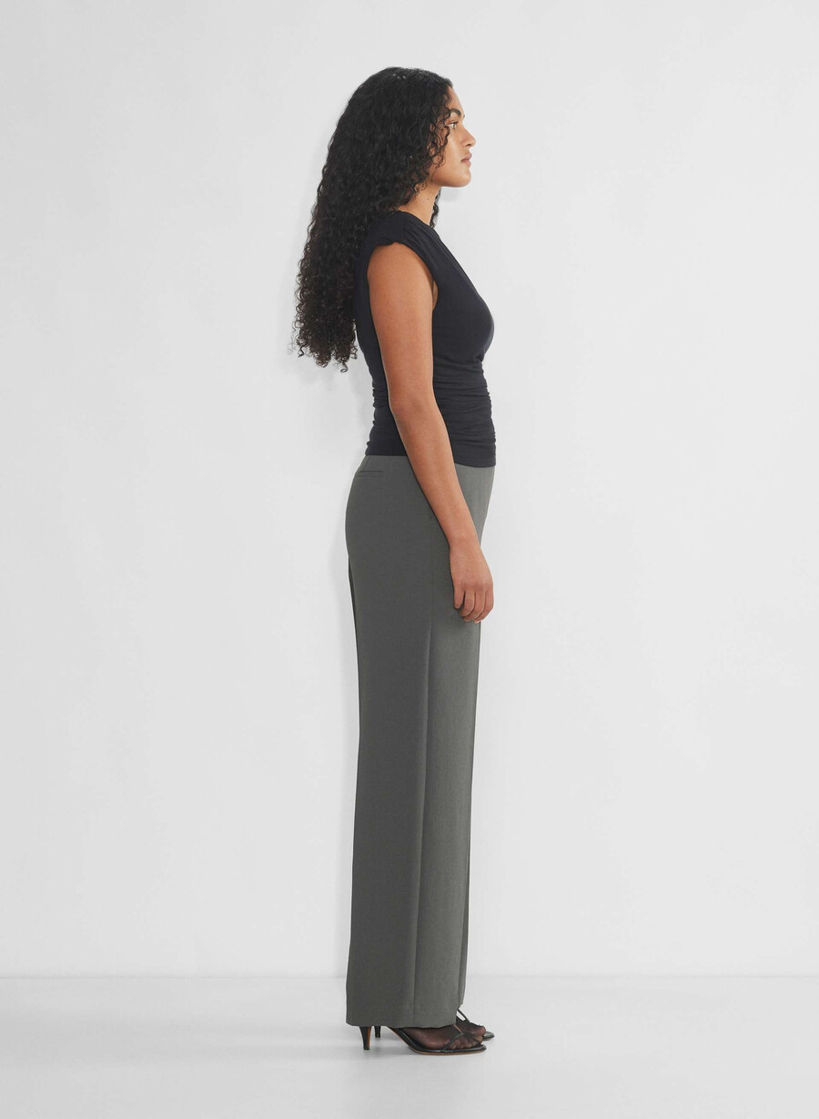 the limitless pant curve-fit - crepette grigio carbone