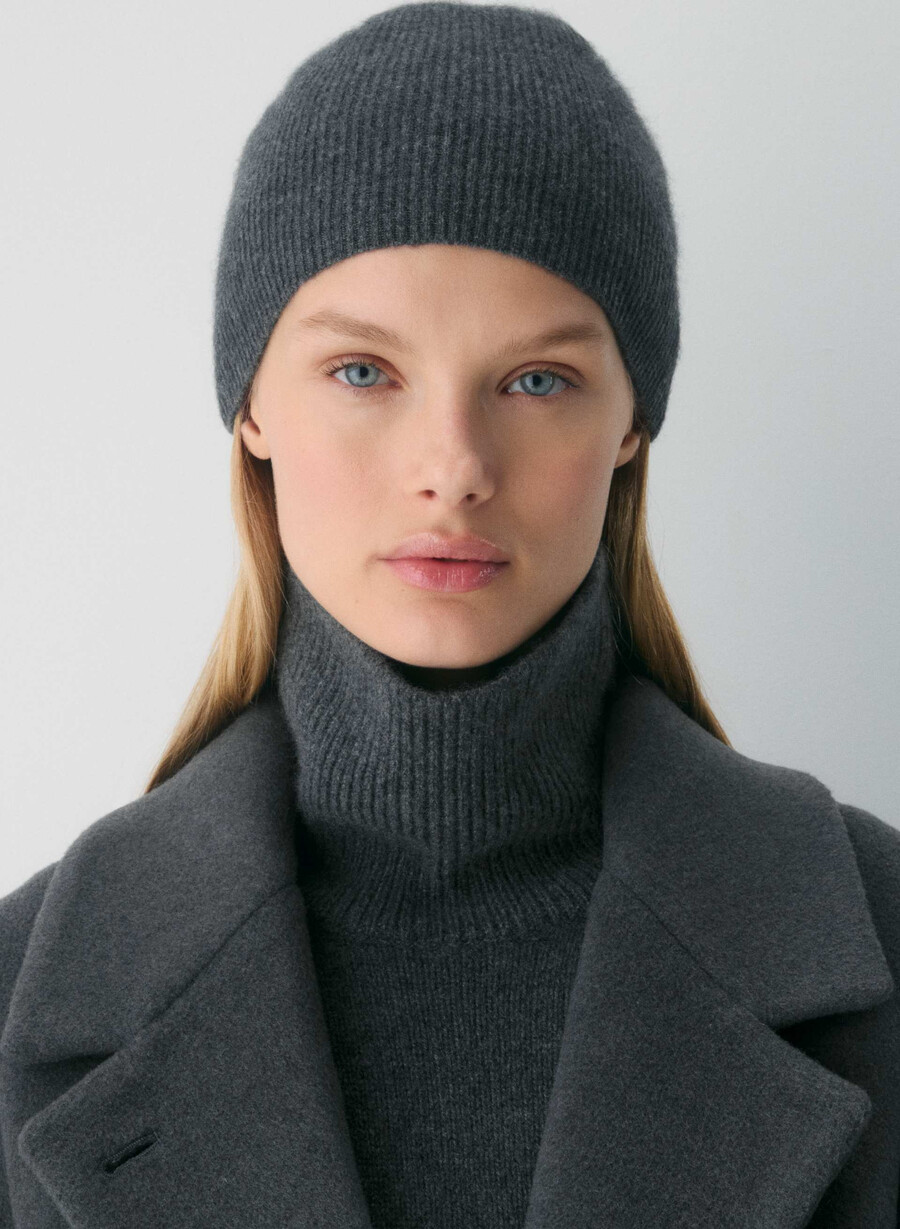 berretto morbido in cashmere a coste heather charcoal