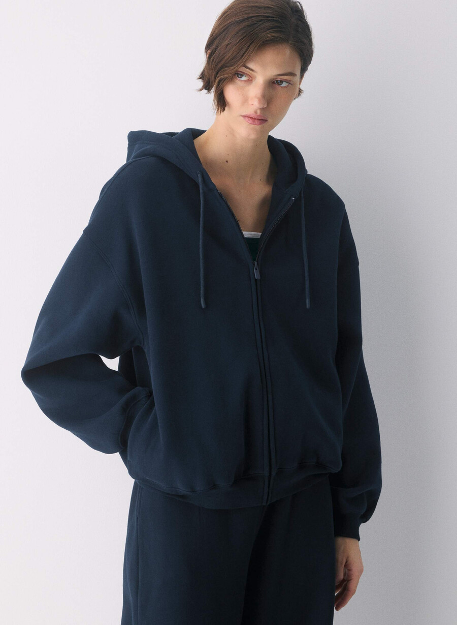 felpa con cappuccio e zip grande in pile accogliente admiral