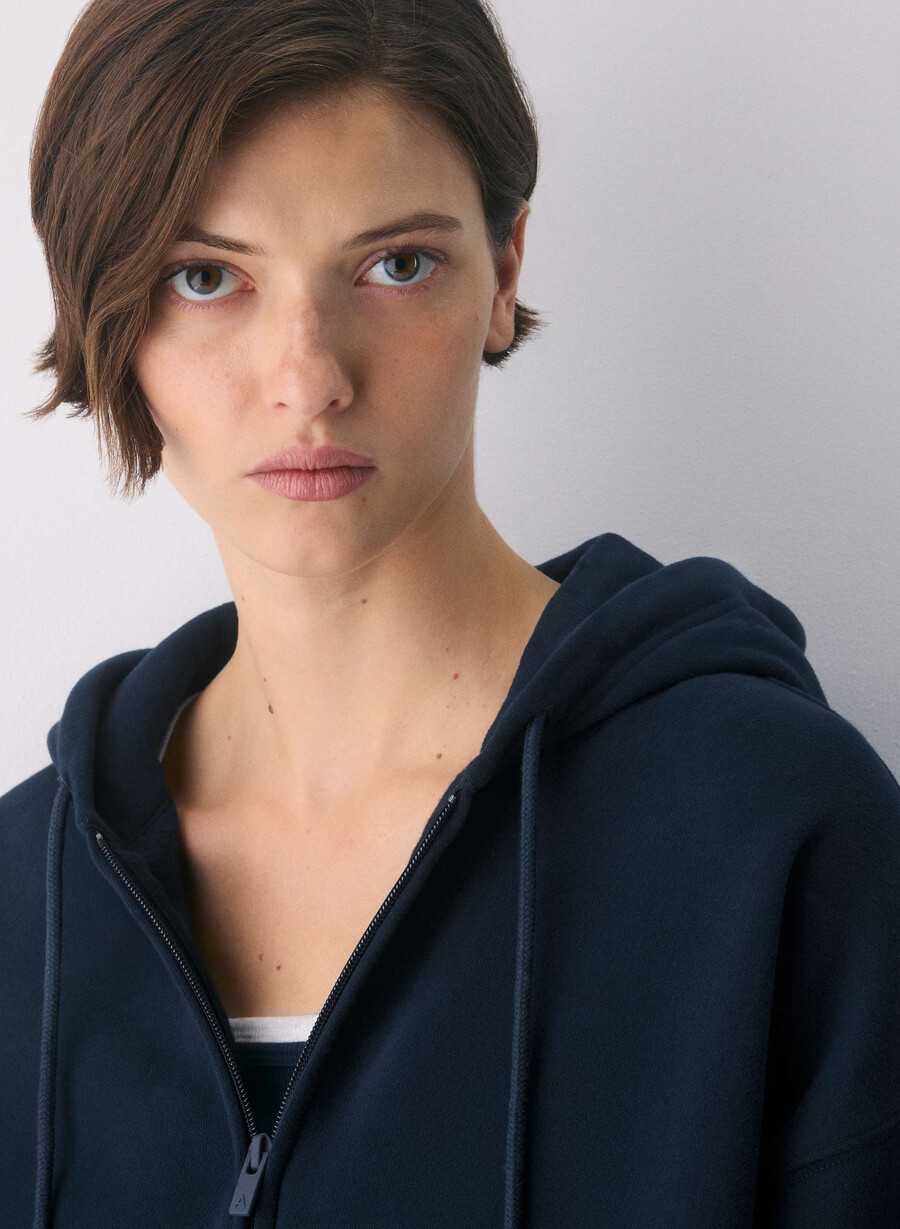 felpa con cappuccio e zip grande in pile accogliente admiral