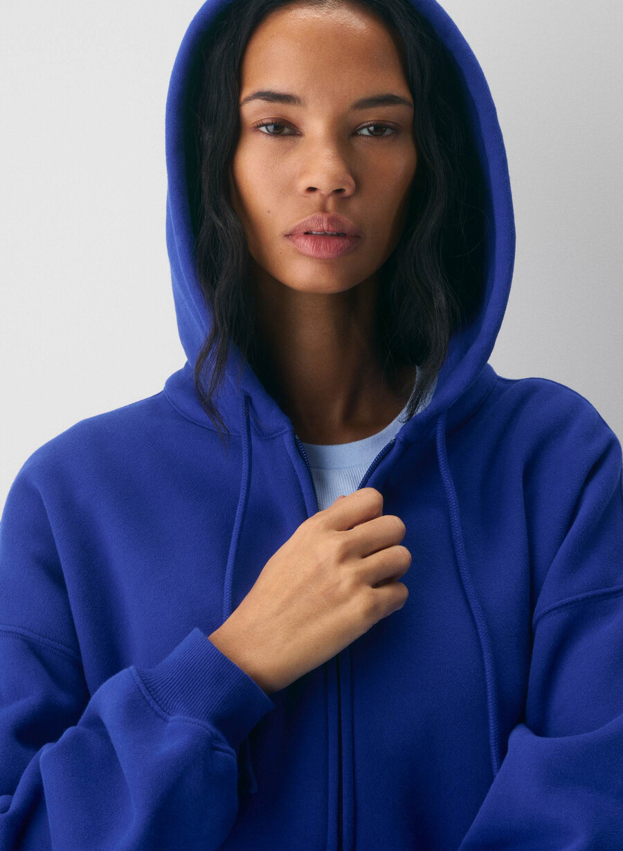 felpa con cappuccio e zip gigante cozy sweatfleece ablaze blue
