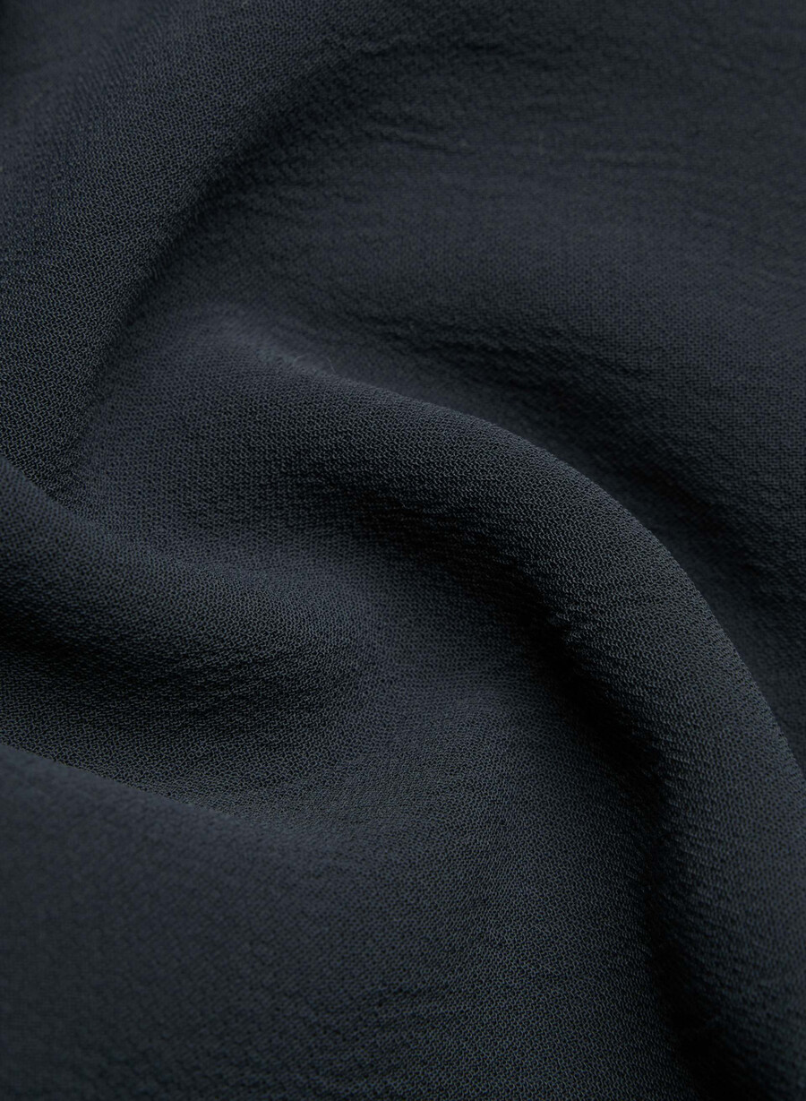 the effortless pant curve-fit cropped - crepette dark navy