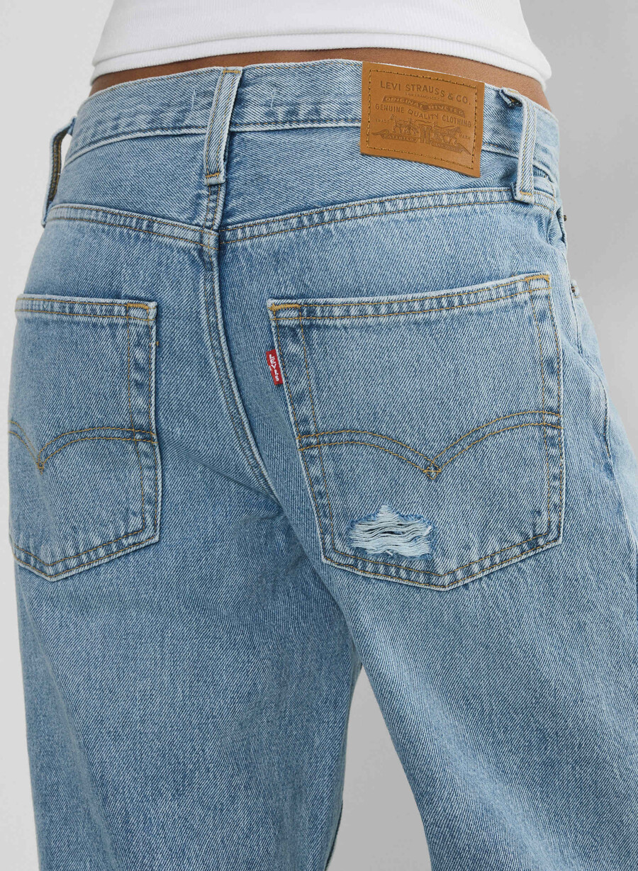 i jeans baggy da papà di levis hanno ricevuto il telegramma