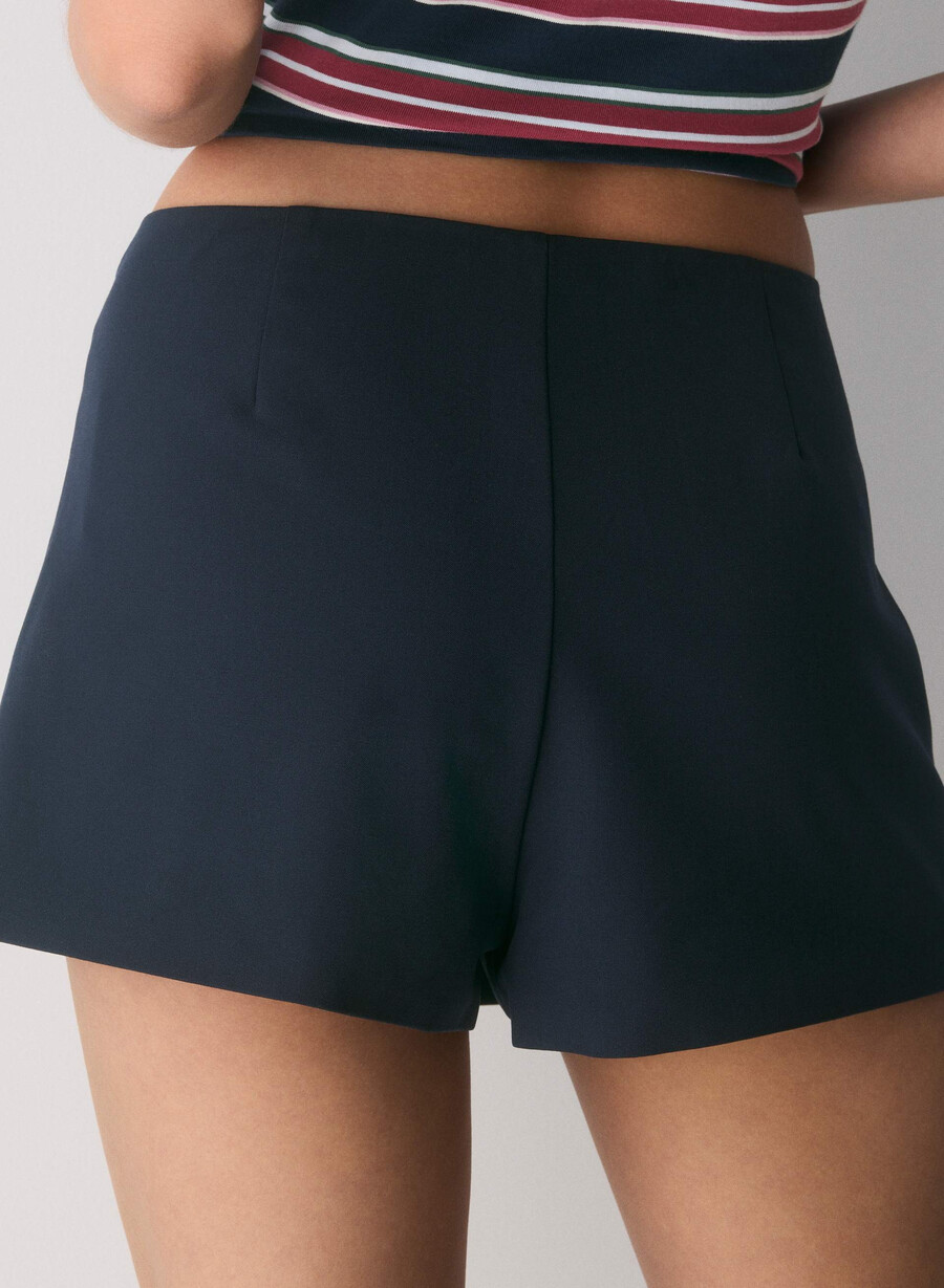 gonna-pantalone flame admiral