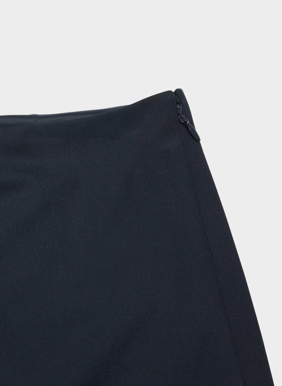 gonna-pantalone flame admiral