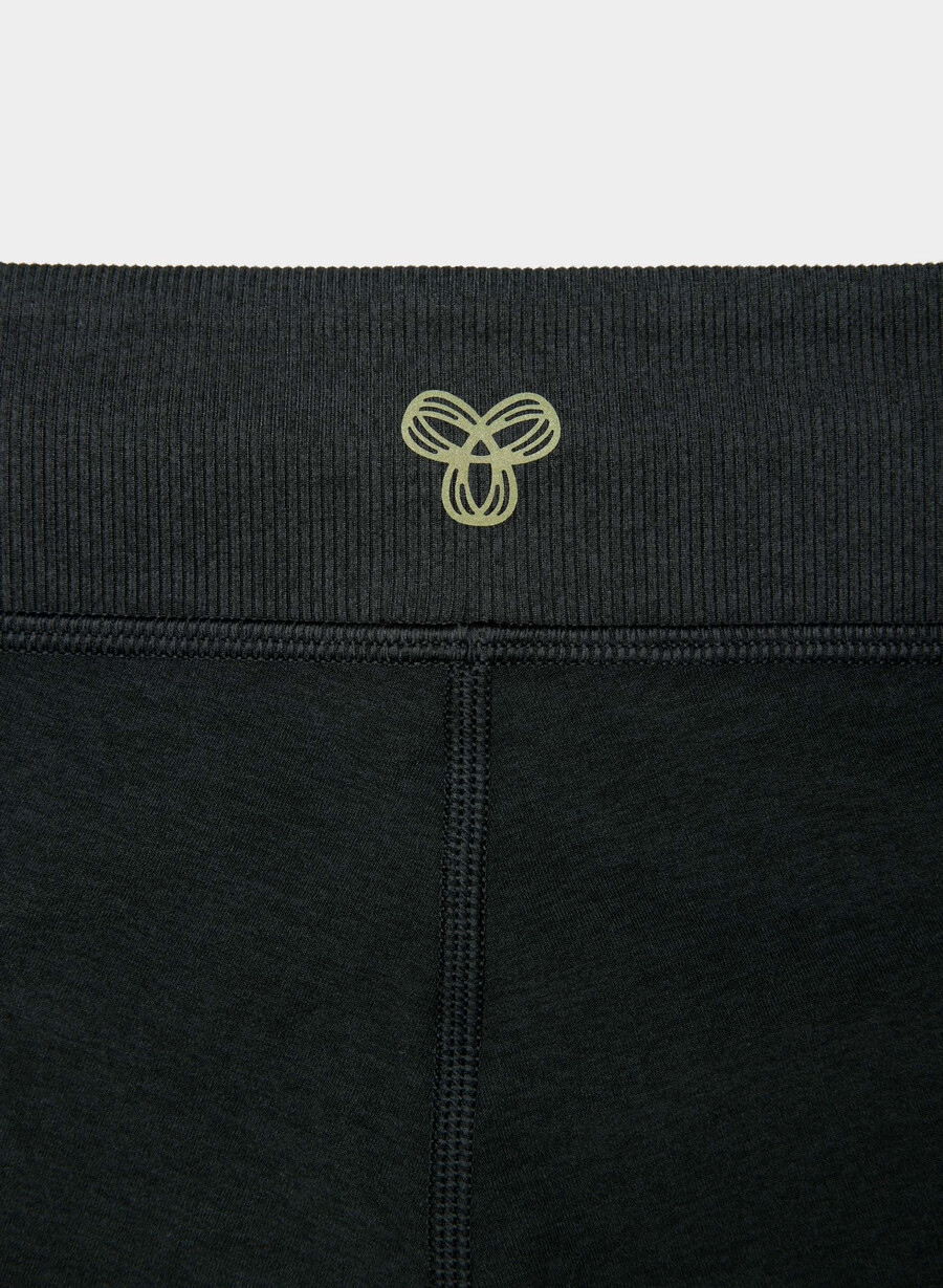capri softwhip flawless hi-rise heather black