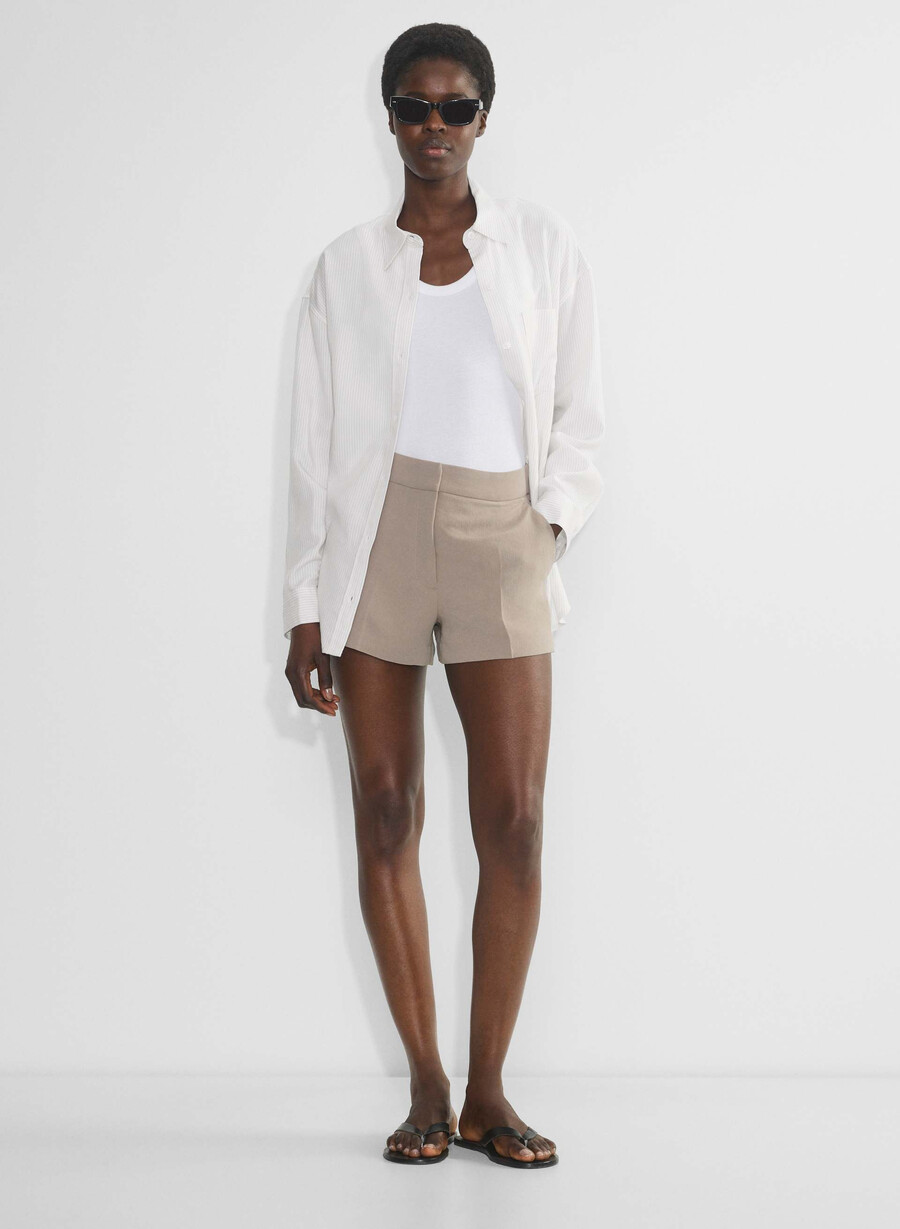 the limitless short curve-fit mini - crepette nomad taupe