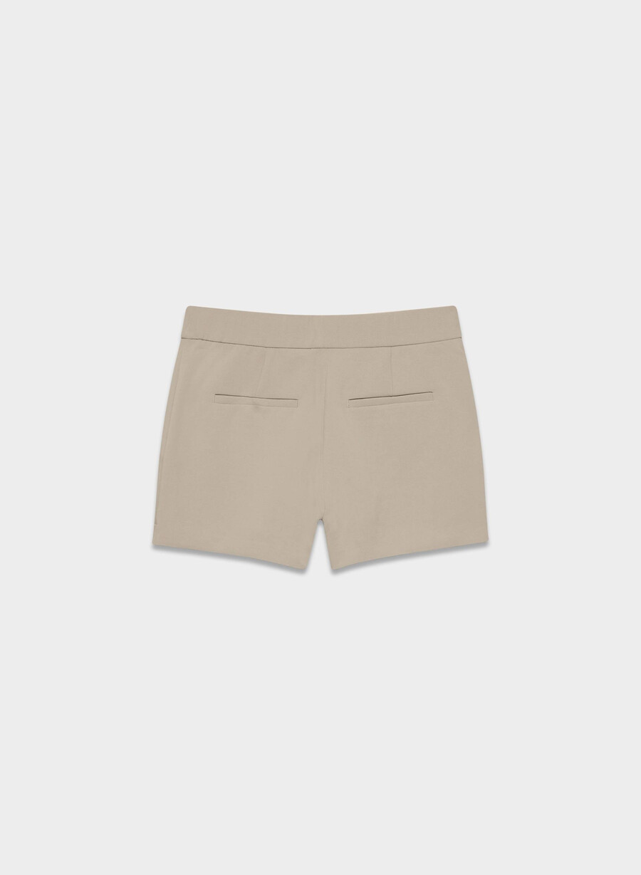 the limitless short curve-fit mini - crepette nomad taupe