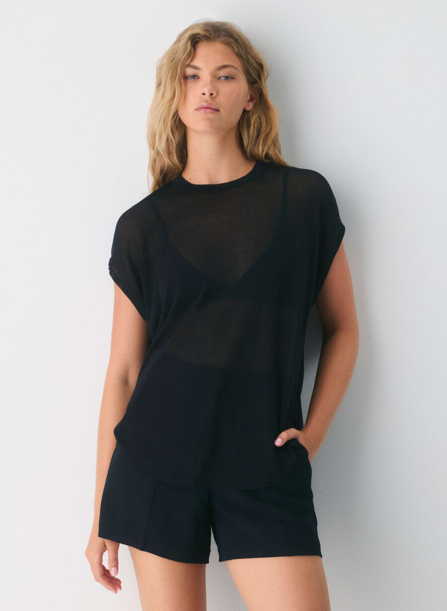 the limitless short curve-fit mid-thigh - crepette nero