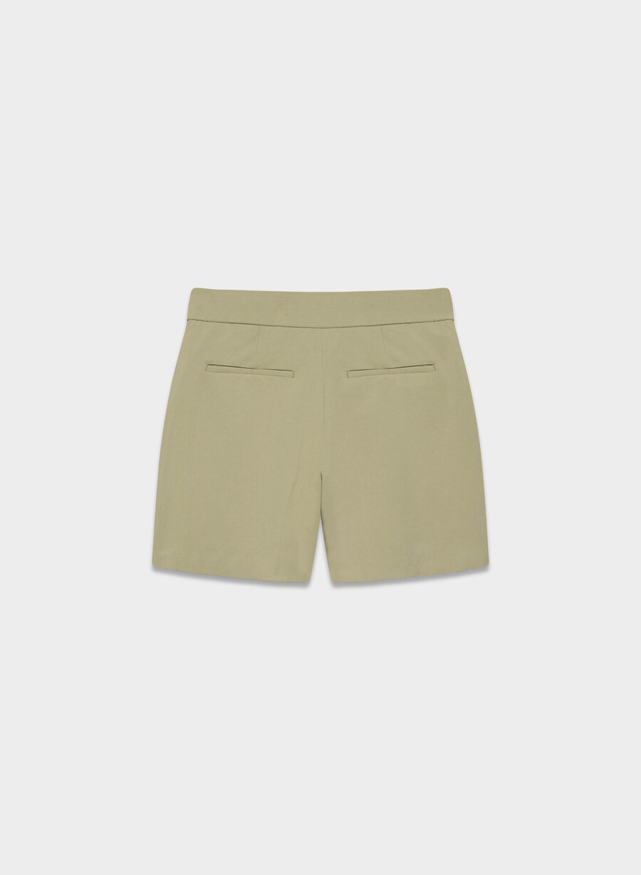 the limitless short curve-fit mid-thigh - crepette oliva secca