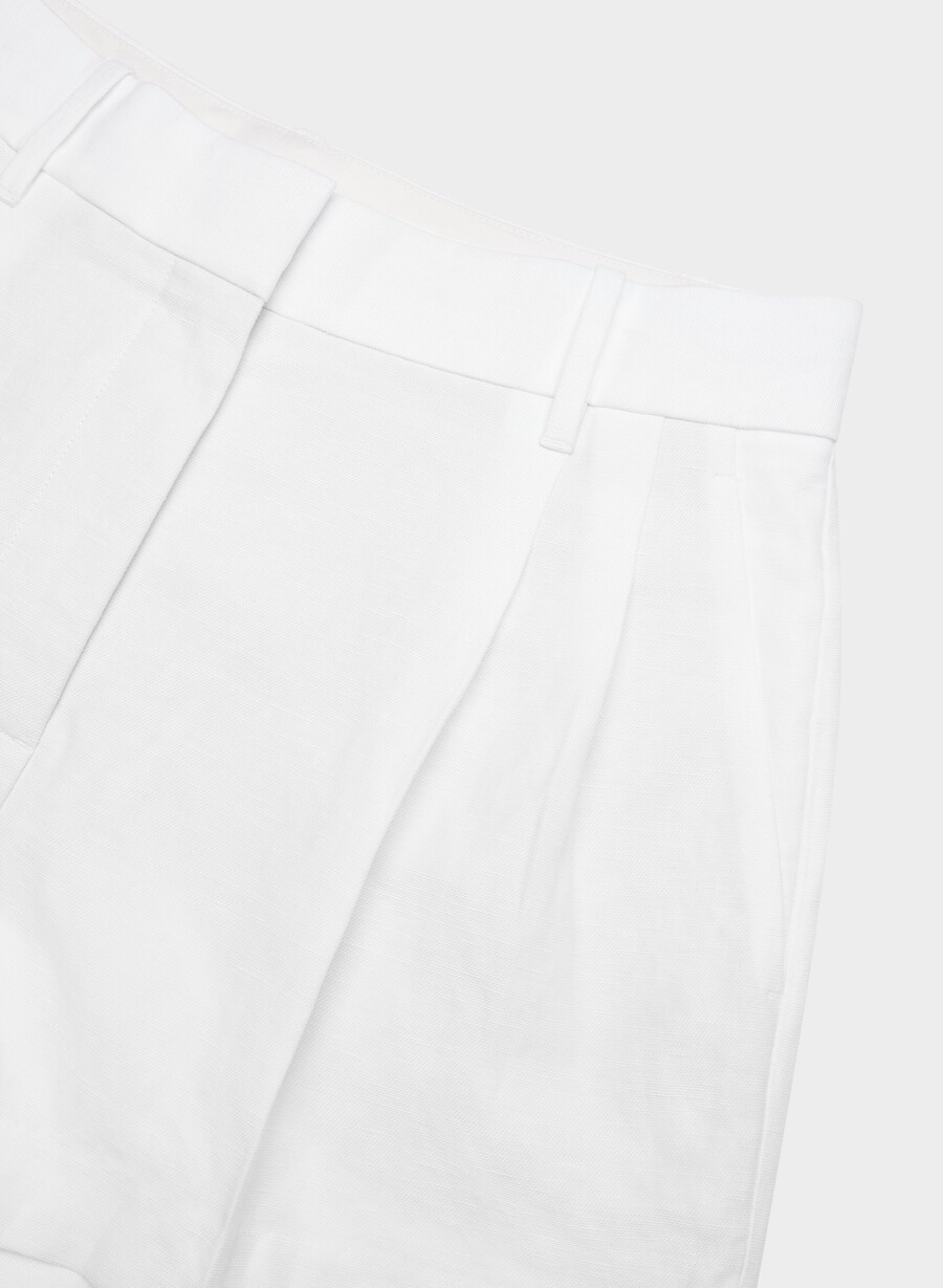 the effortless short curve-fit mini - cruiselinen bianco