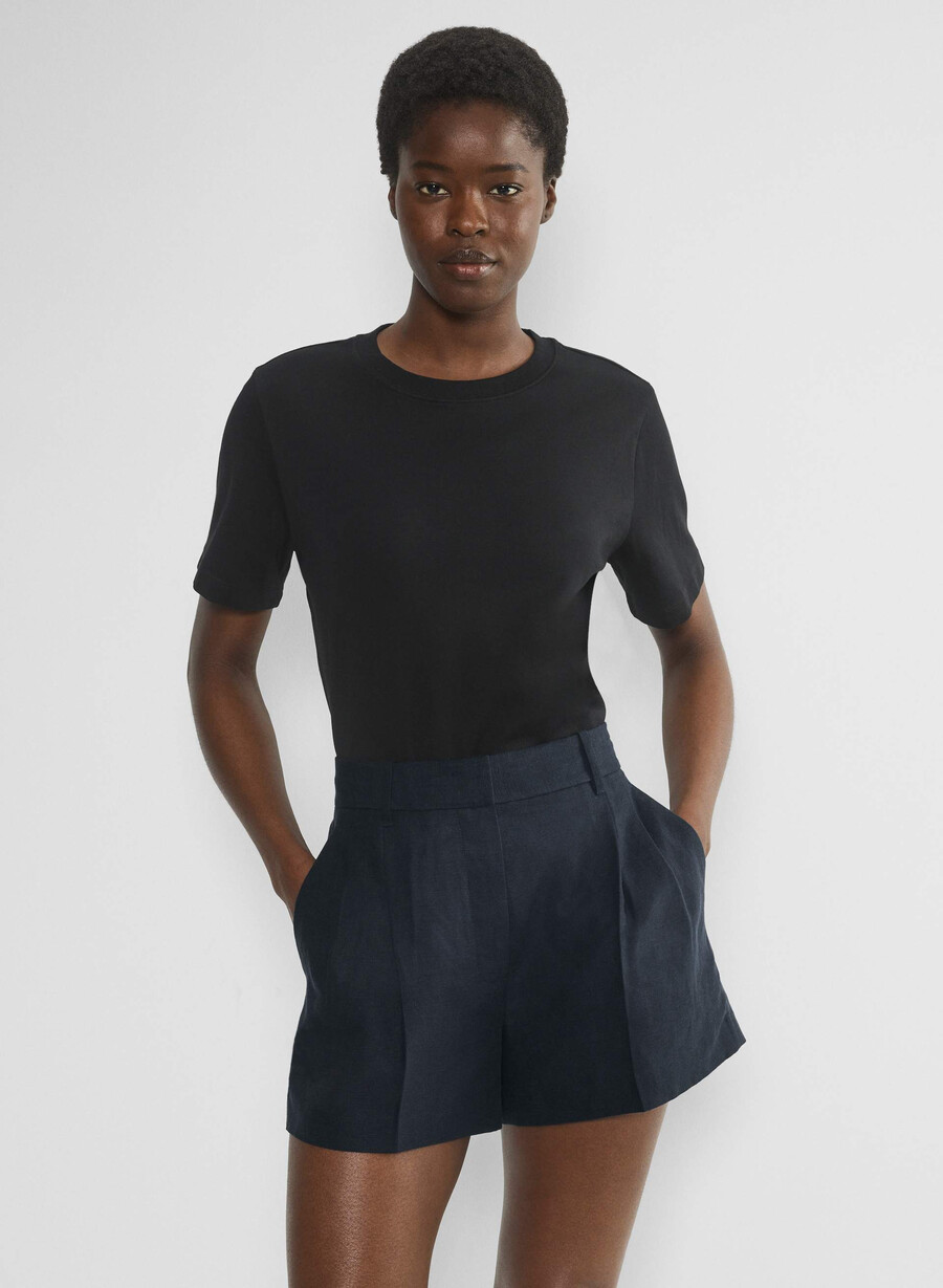 the effortless short curve-fit mini - cruiselinen dark navy