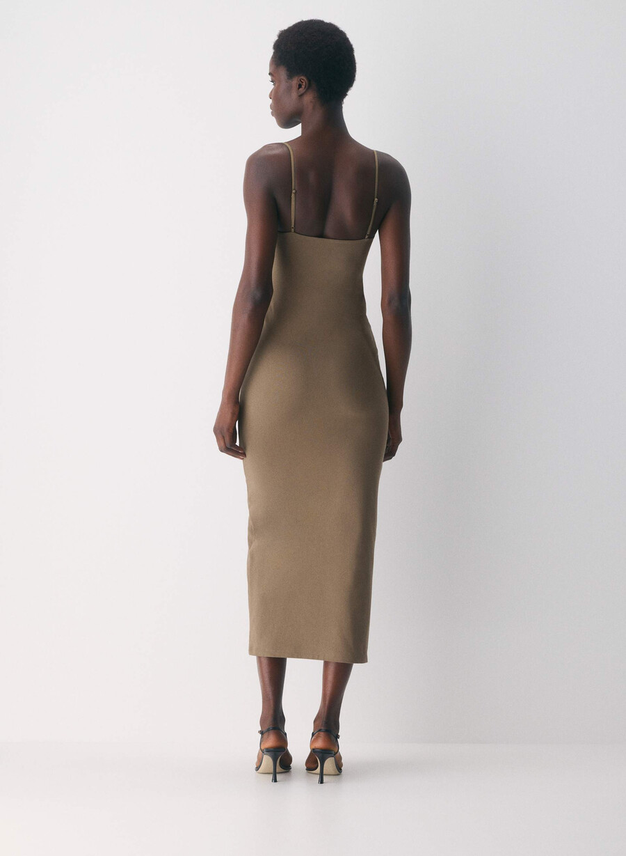abito lungo con canotta casual contour summon folio brown